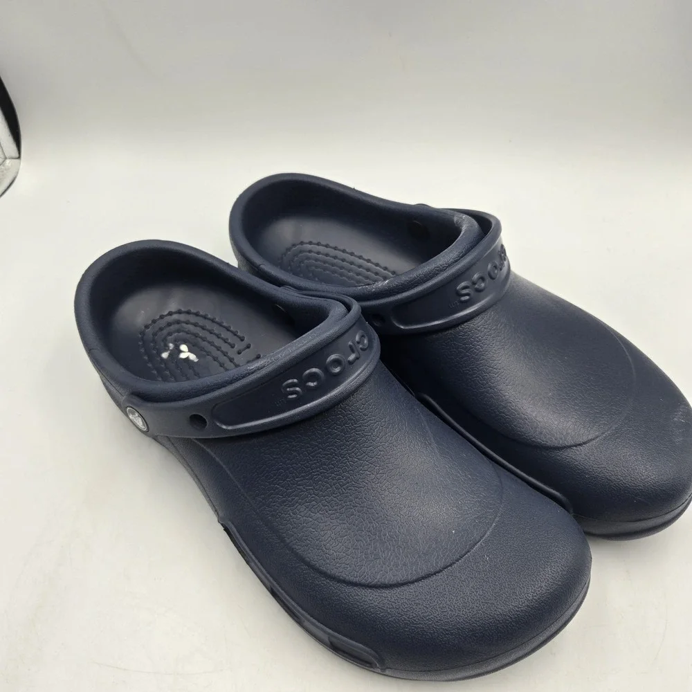 Crocs Adult Bistro Clogs Lightweight Slip Resistant Work Shoes Mens M11 Drk Blue